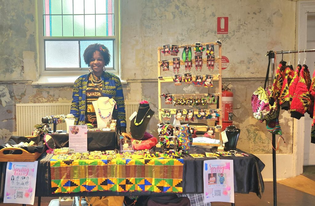 Etsy sellers Akos Creative scaled